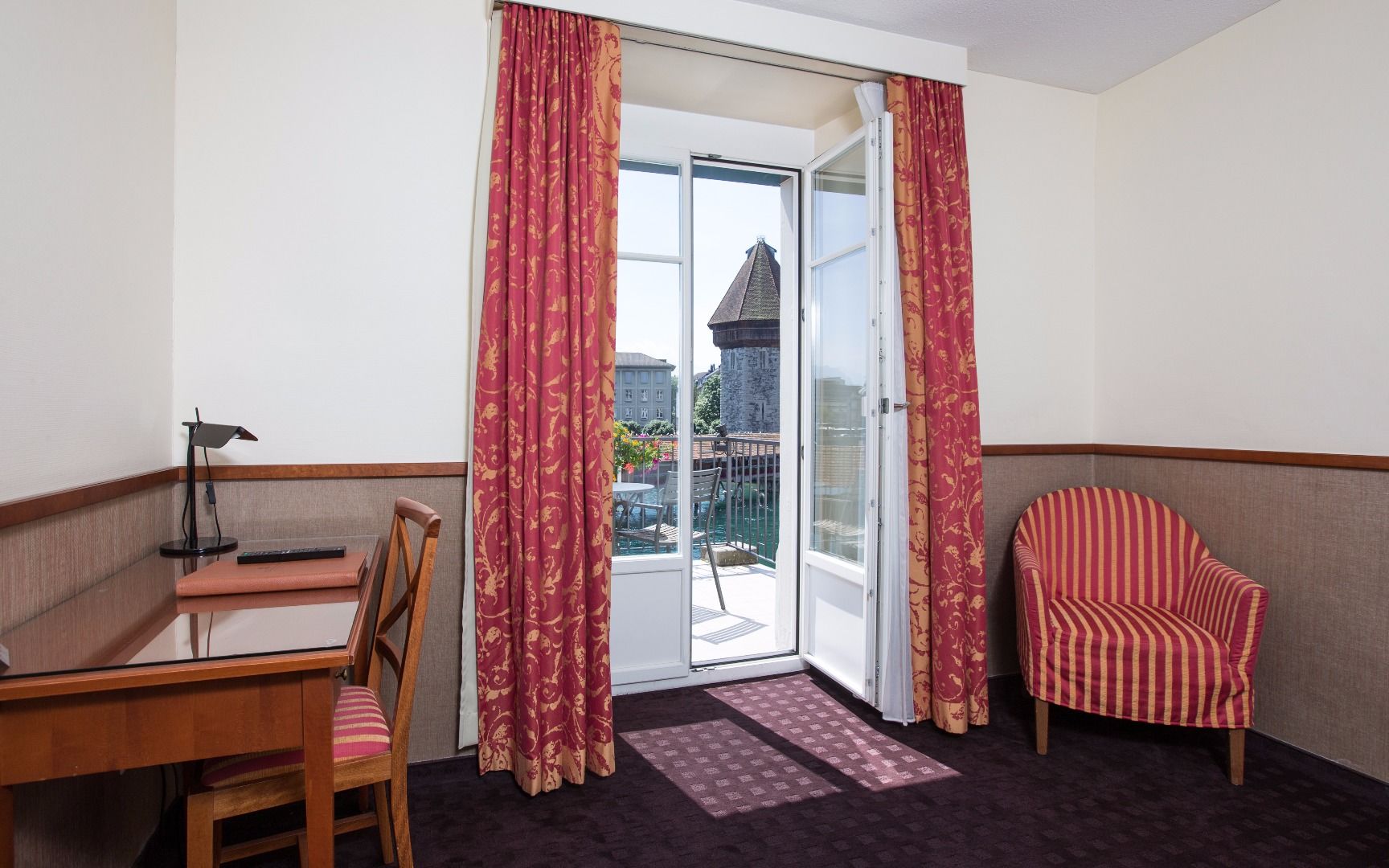 Hotel Des Alpes 3*